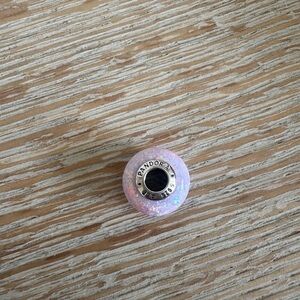 OPALESCENT PINK CHARM